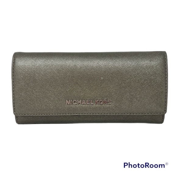 Michael Kors Jet Set Travel Carryall Leather Wallet 35H6MYAE7M - Picture 1 of 9